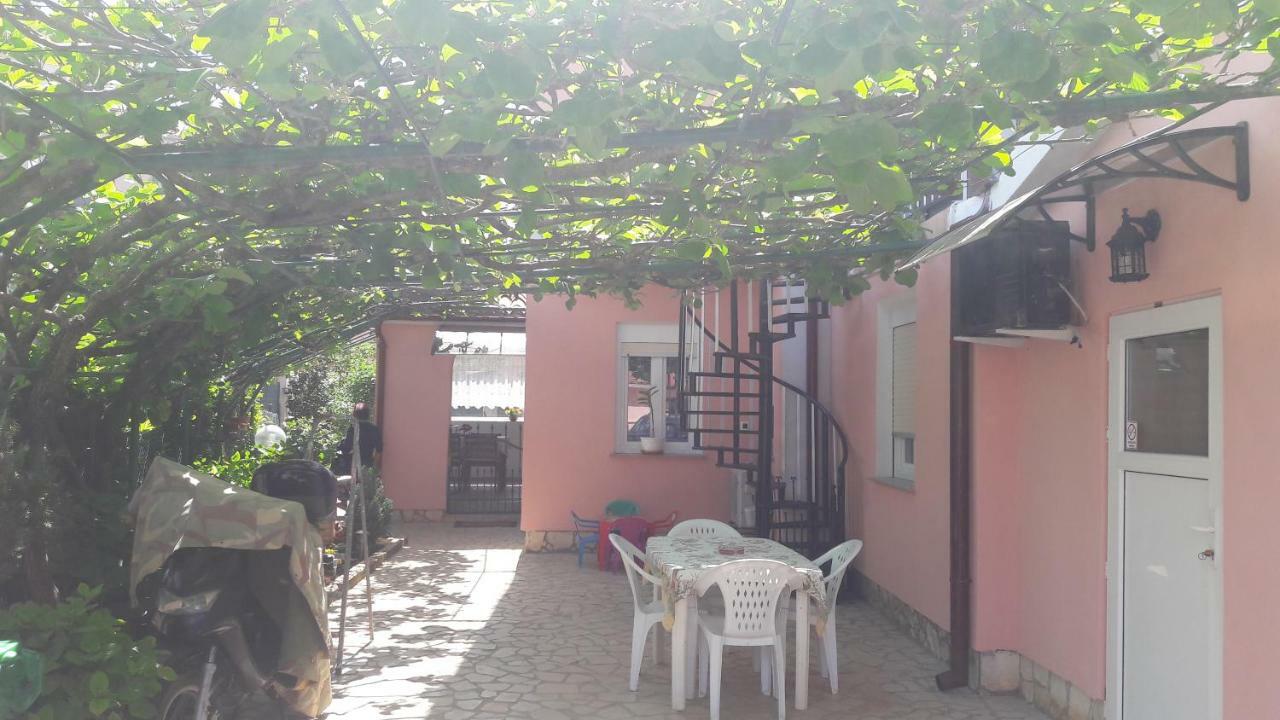 Hukic A2 Apartament *